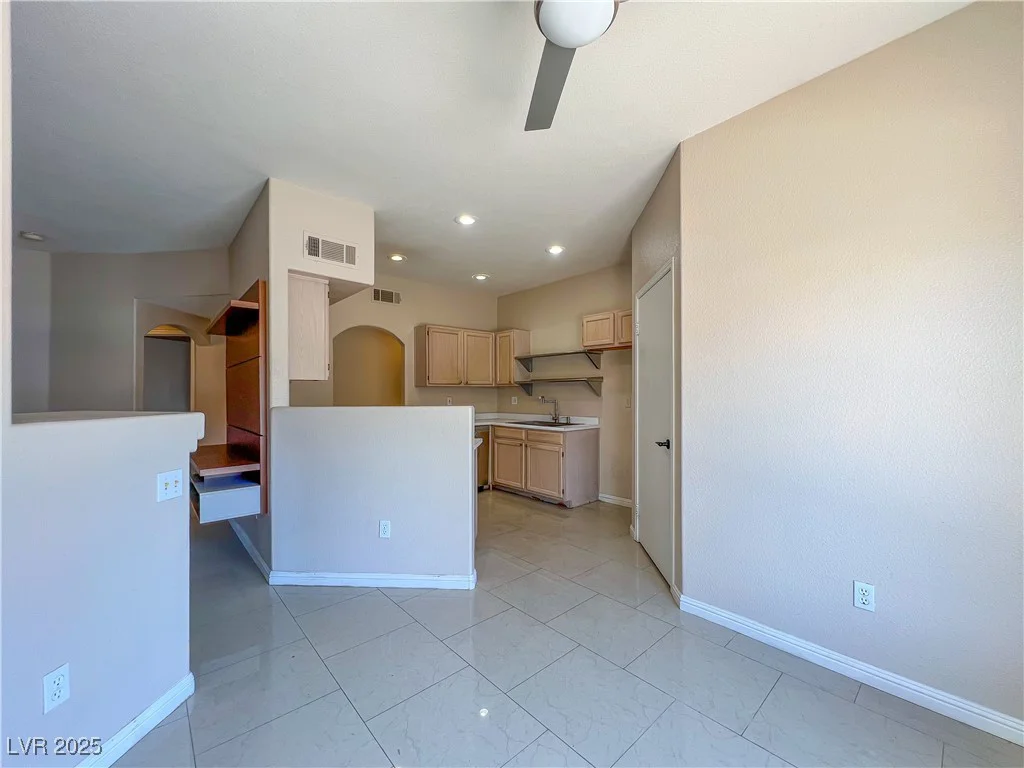 9000 Las Vegas, Las Vegas, NV 89123