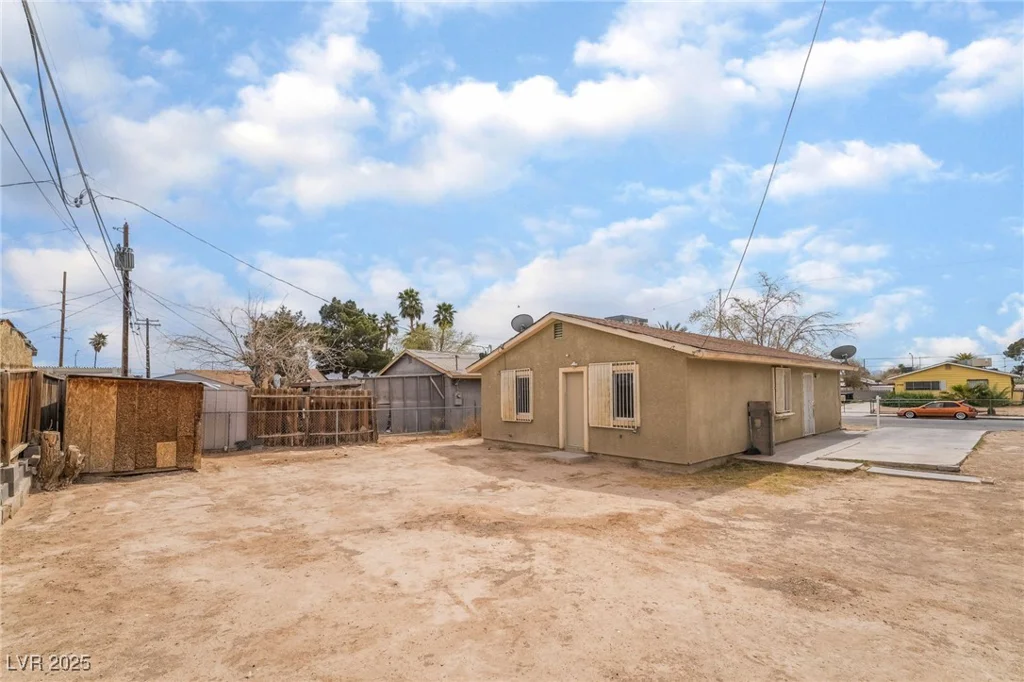 3704 Haddock, North Las Vegas, NV 89030