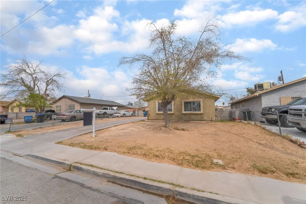 3704 Haddock, North Las Vegas, NV 89030