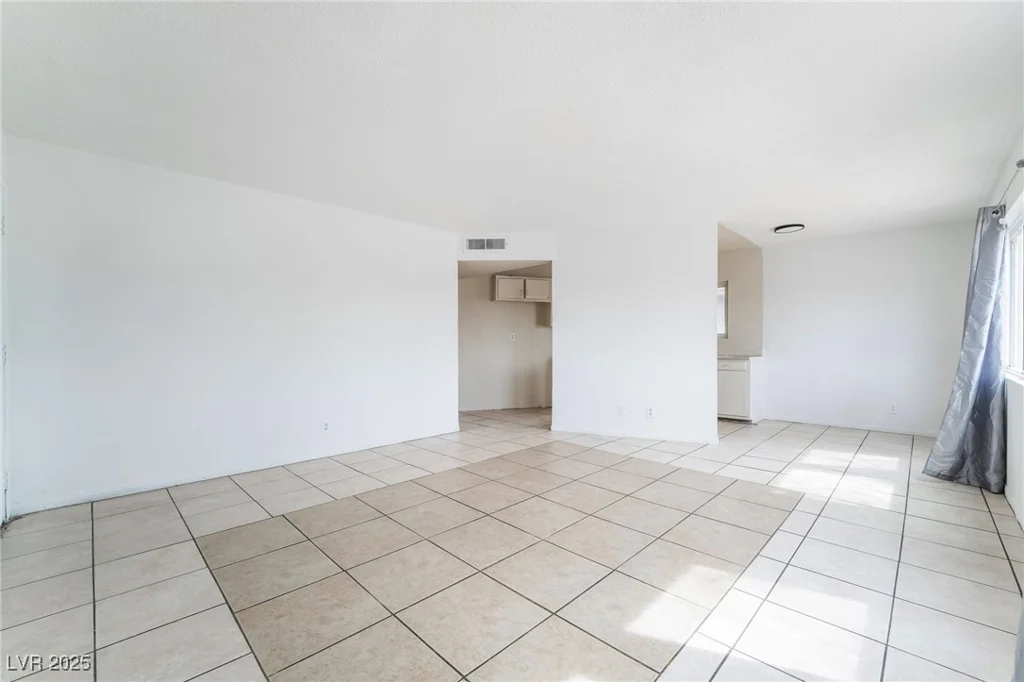 3704 Haddock, North Las Vegas, NV 89030
