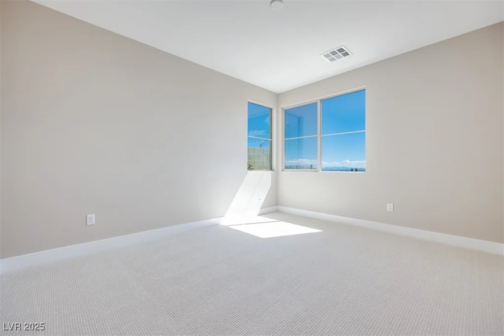 990 Golden Summit, Las Vegas, NV 89138