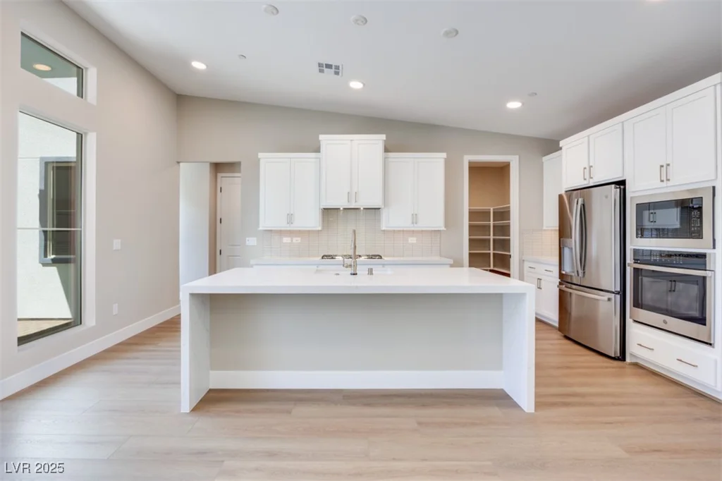 990 Golden Summit, Las Vegas, NV 89138