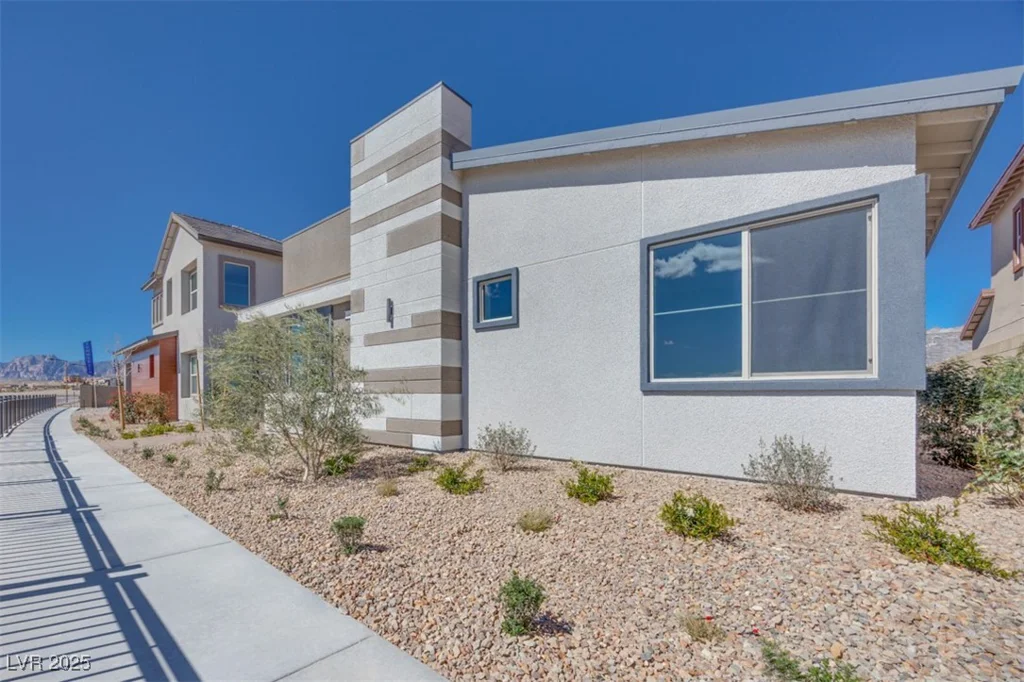 990 Golden Summit, Las Vegas, NV 89138