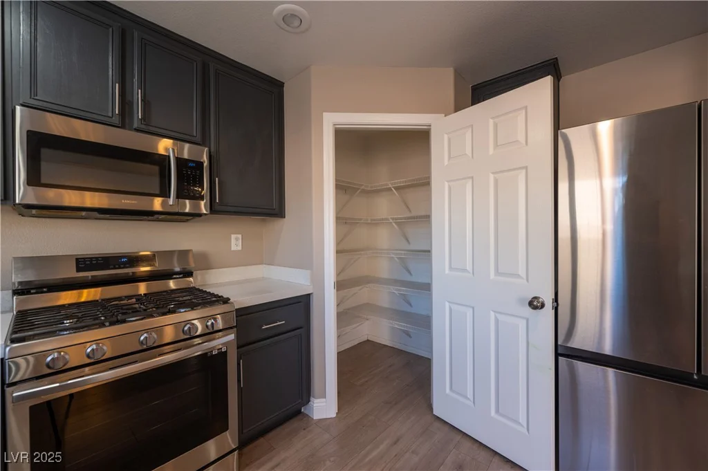 6036 Sierra Lakes, North Las Vegas, NV 89031