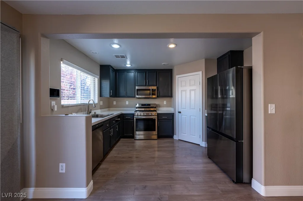 6036 Sierra Lakes, North Las Vegas, NV 89031