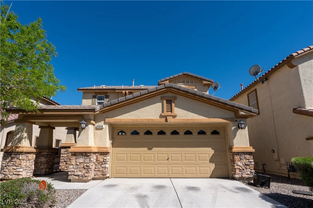 6036 Sierra Lakes, North Las Vegas, NV 89031