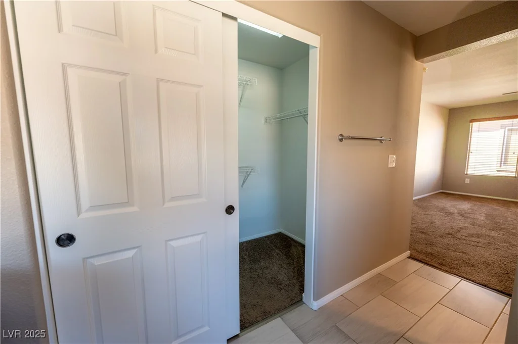 6036 Sierra Lakes, North Las Vegas, NV 89031