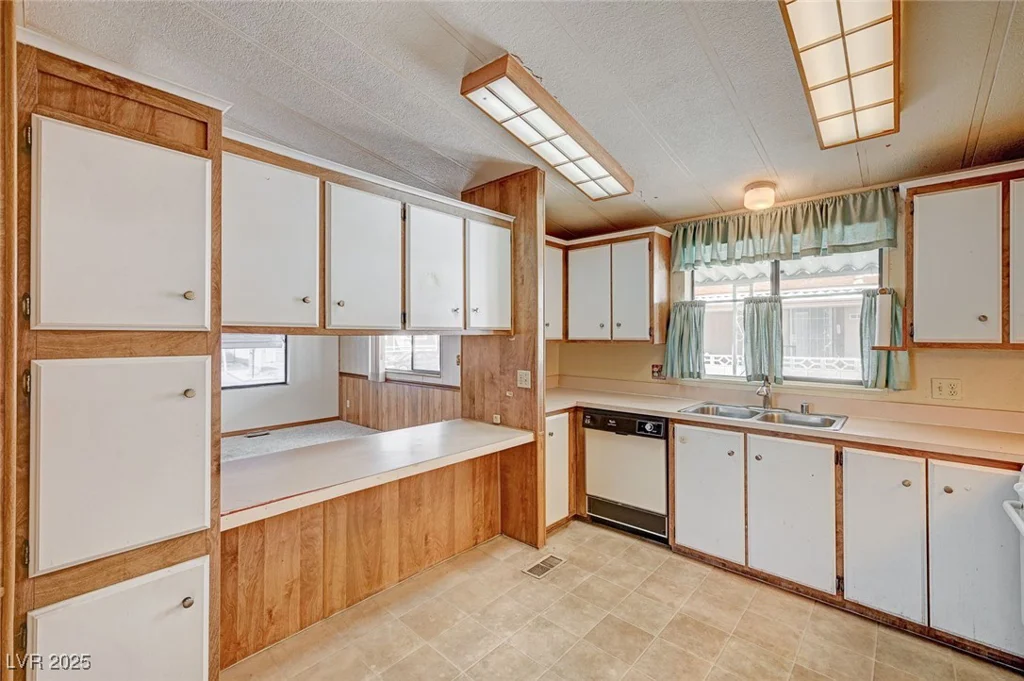 3062 Comitan, Las Vegas, NV 89122