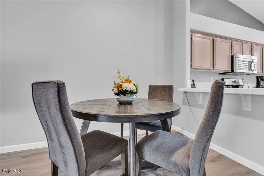10035 Oak Creek Canyon, Las Vegas, NV 89147
