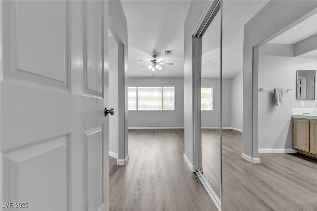 10035 Oak Creek Canyon, Las Vegas, NV 89147