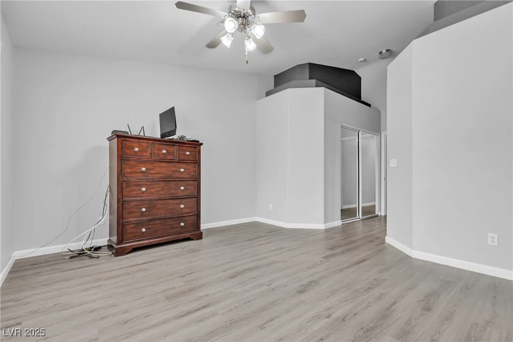 10035 Oak Creek Canyon, Las Vegas, NV 89147