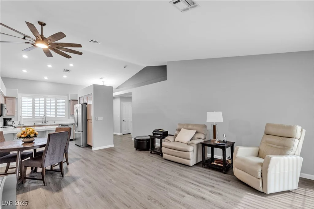 10035 Oak Creek Canyon, Las Vegas, NV 89147