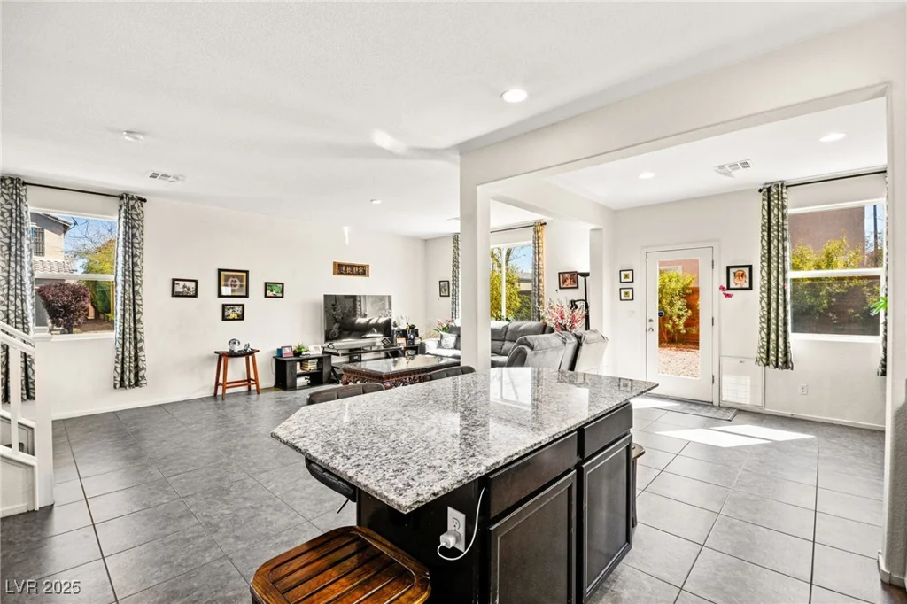 7529 Earnshaw Avenue, Las Vegas, NV 89179