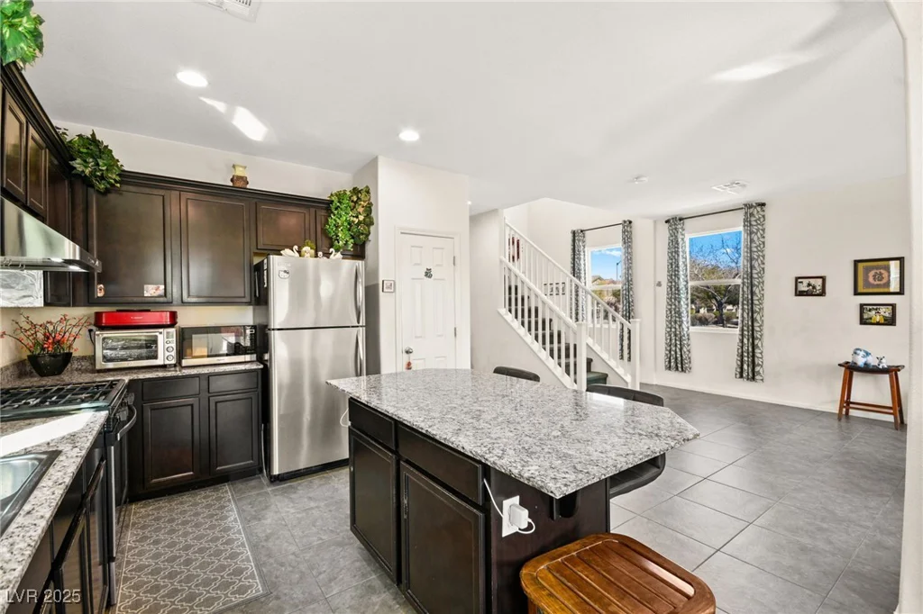7529 Earnshaw Avenue, Las Vegas, NV 89179