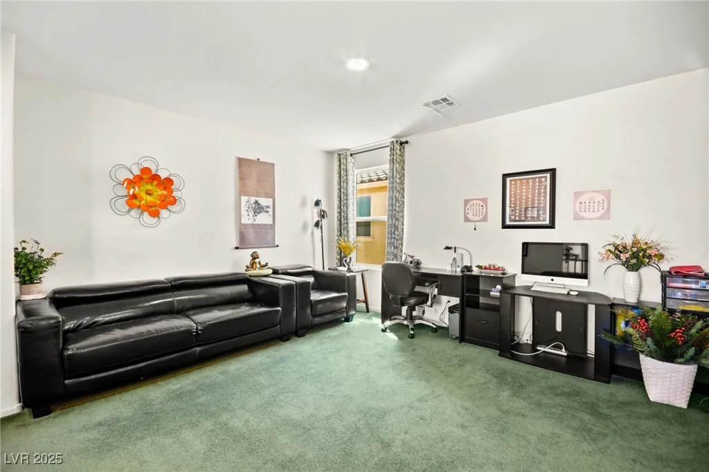 7529 Earnshaw Avenue, Las Vegas, NV 89179