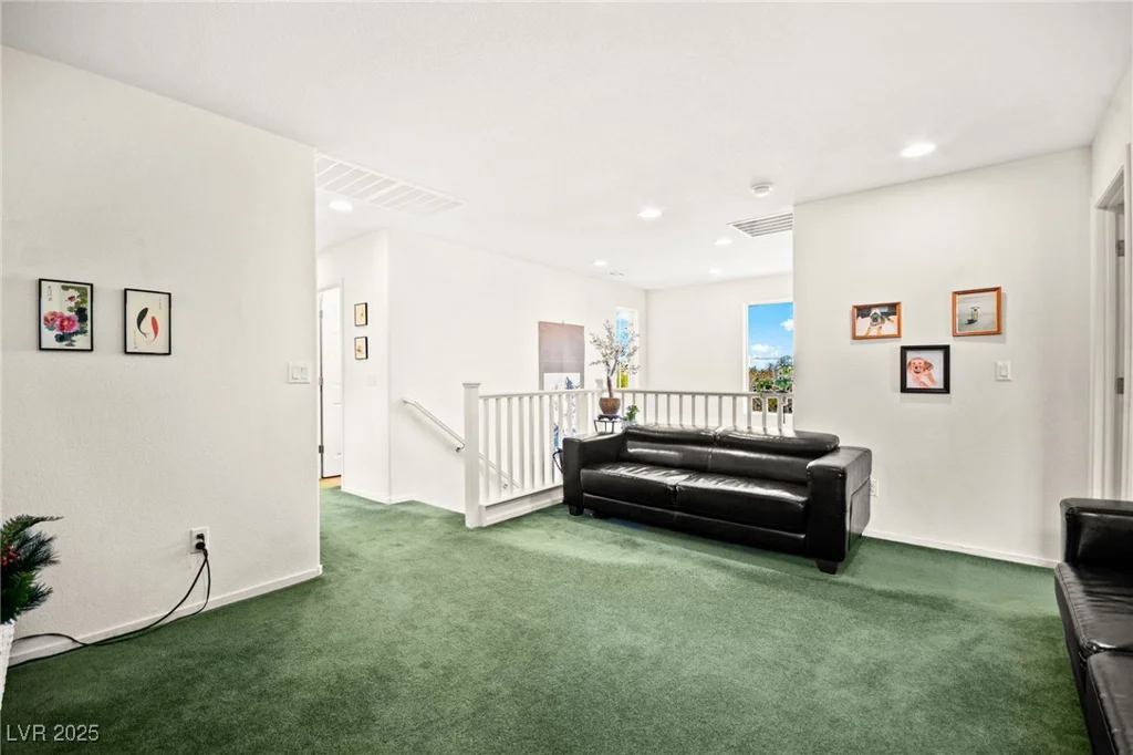 7529 Earnshaw Avenue, Las Vegas, NV 89179