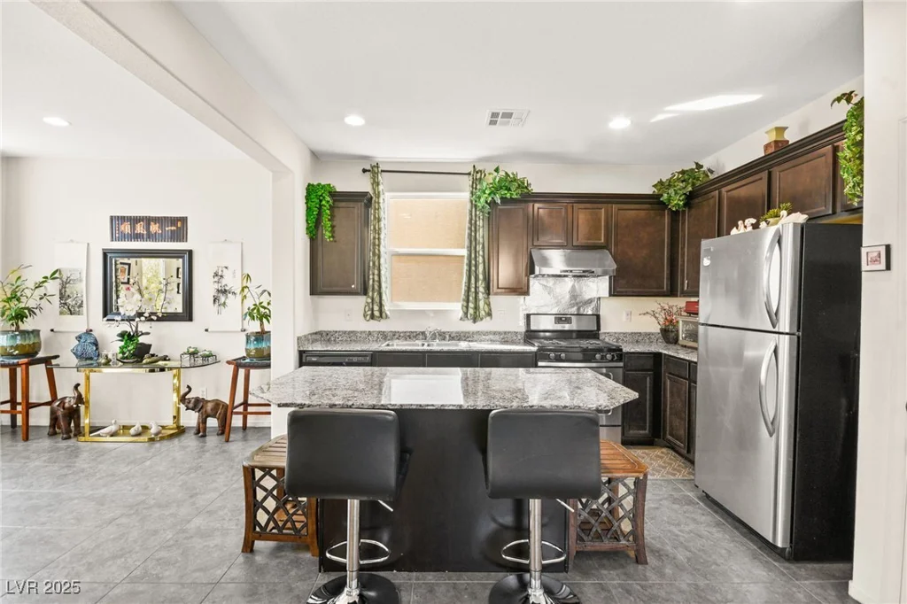 7529 Earnshaw Avenue, Las Vegas, NV 89179