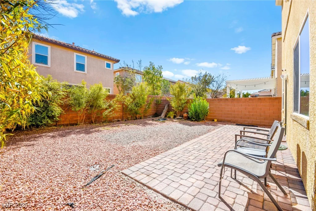 7529 Earnshaw Avenue, Las Vegas, NV 89179