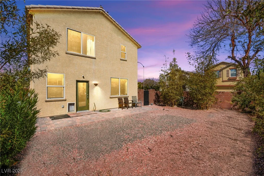 7529 Earnshaw Avenue, Las Vegas, NV 89179