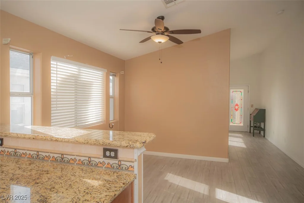 9323 Rochelle, Las Vegas, NV 89147