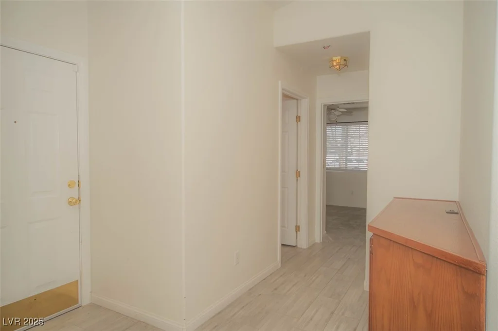 9323 Rochelle, Las Vegas, NV 89147