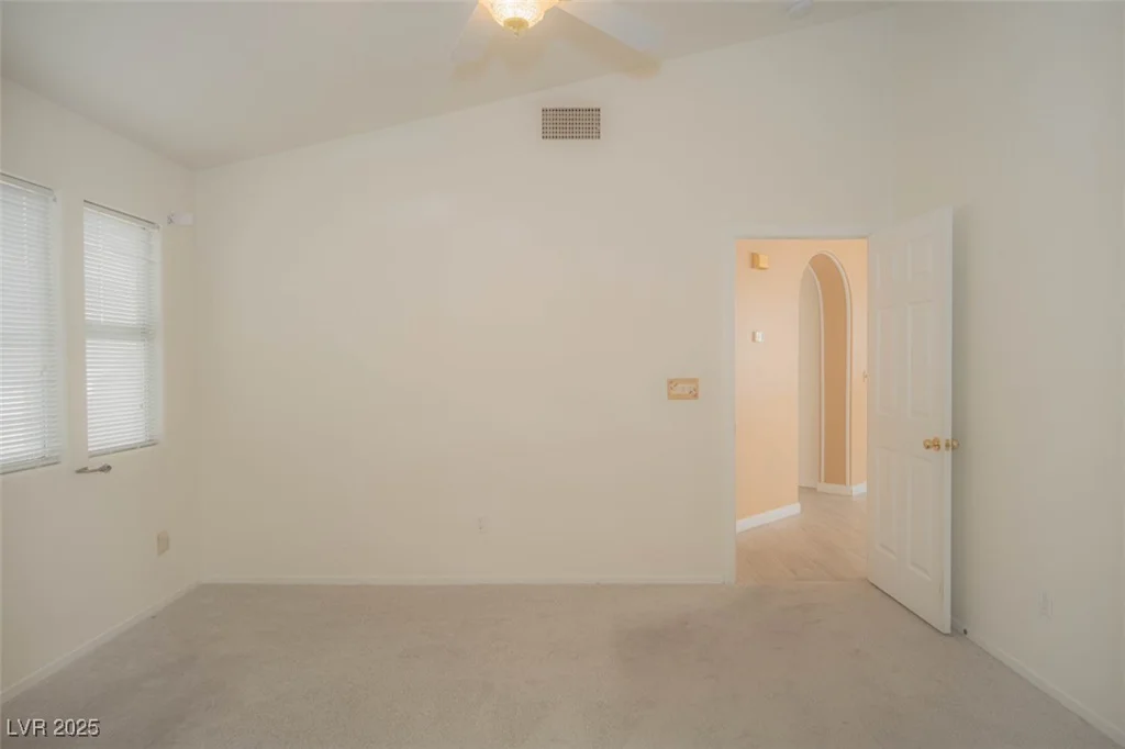 9323 Rochelle, Las Vegas, NV 89147