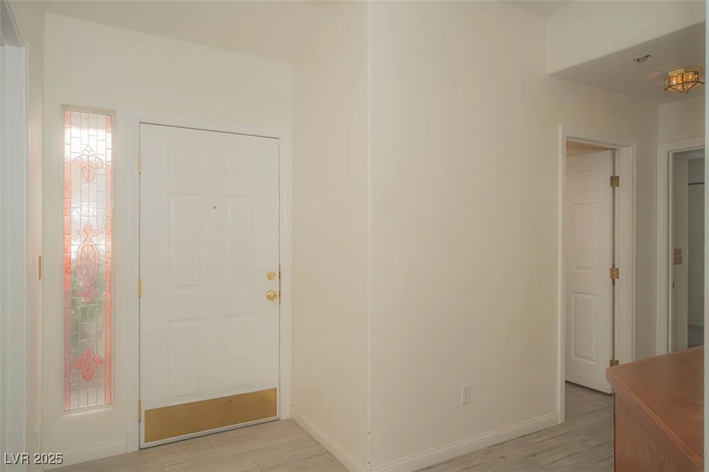 9323 Rochelle, Las Vegas, NV 89147