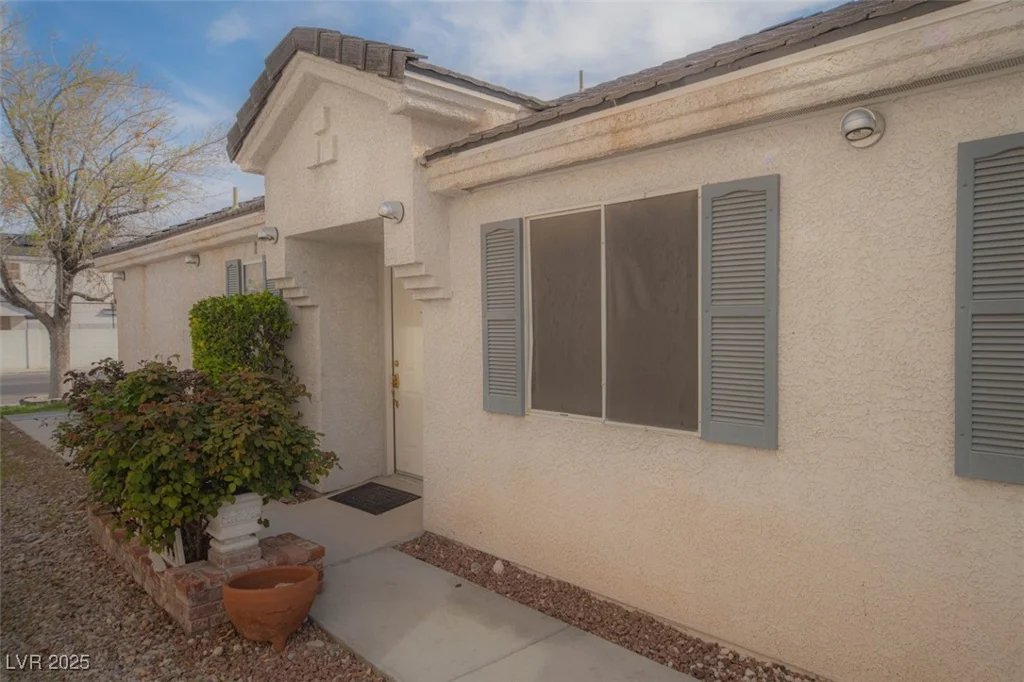 9323 Rochelle, Las Vegas, NV 89147
