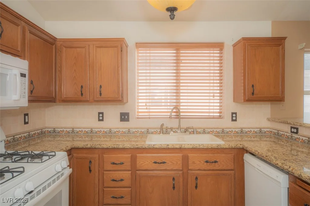 9323 Rochelle, Las Vegas, NV 89147