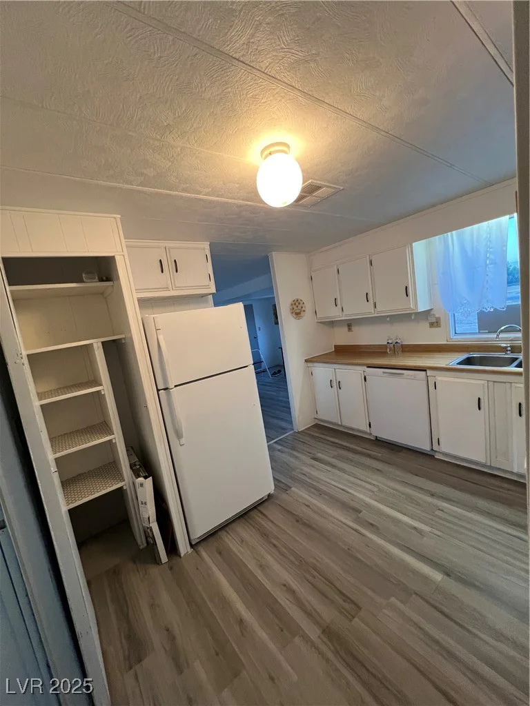 2091 Keenan, Pahrump, NV 89048