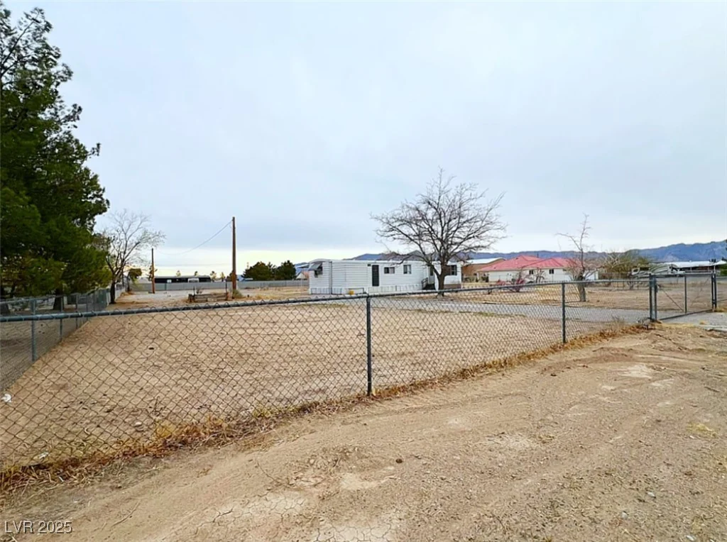 2091 Keenan, Pahrump, NV 89048