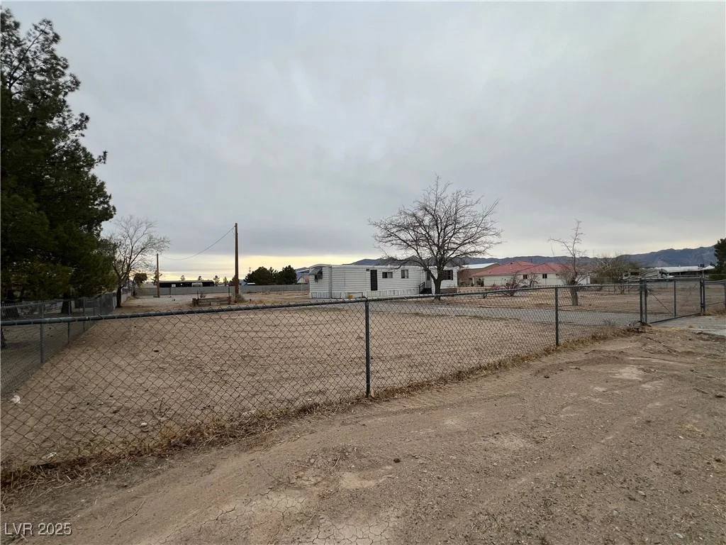 2091 Keenan, Pahrump, NV 89048