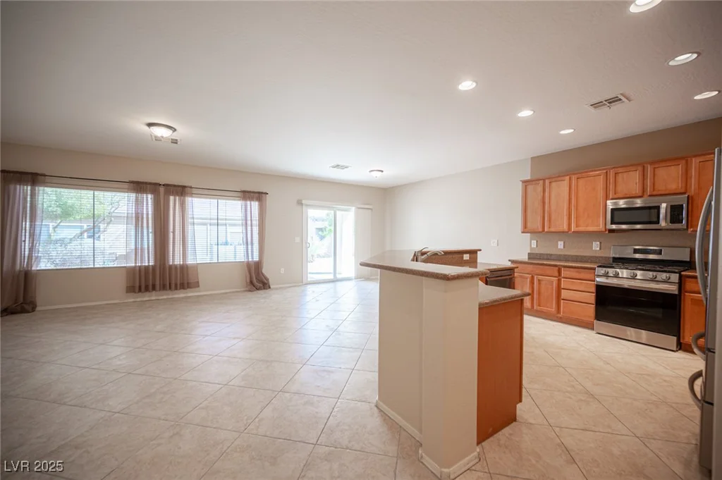 7726 Coast Jay, North Las Vegas, NV 89084