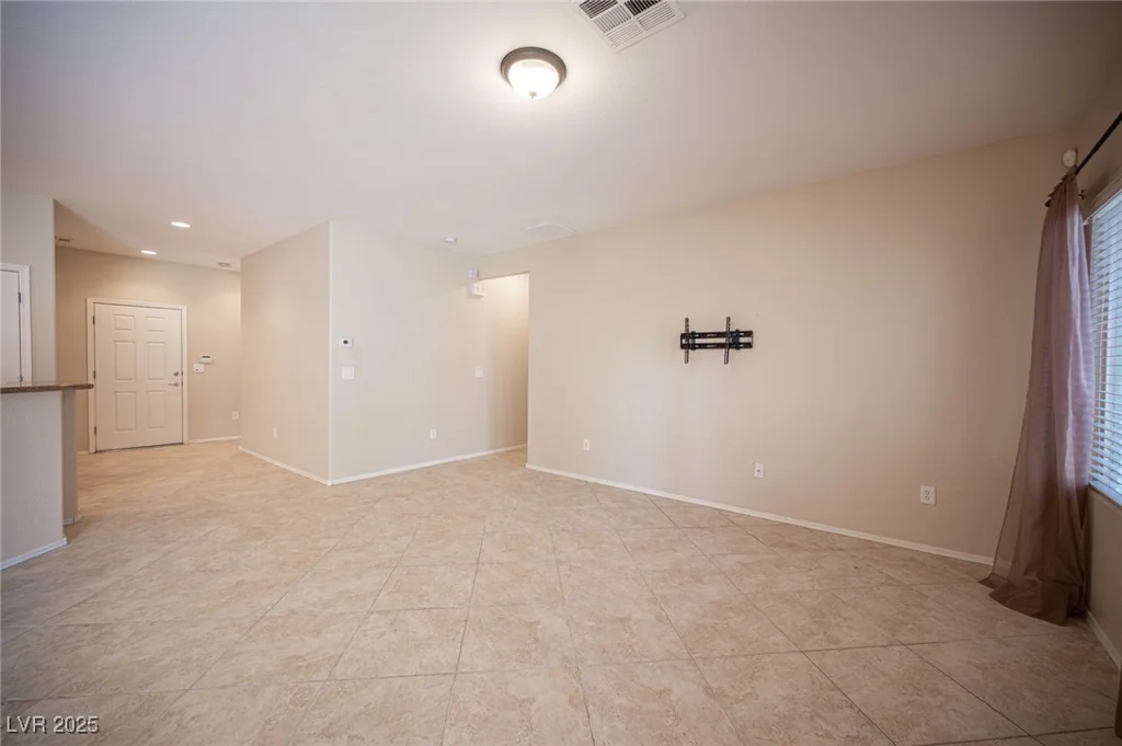 7726 Coast Jay, North Las Vegas, NV 89084
