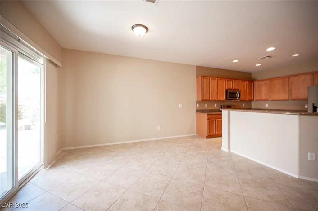 7726 Coast Jay, North Las Vegas, NV 89084