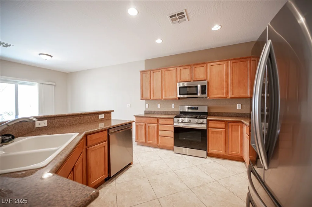 7726 Coast Jay, North Las Vegas, NV 89084