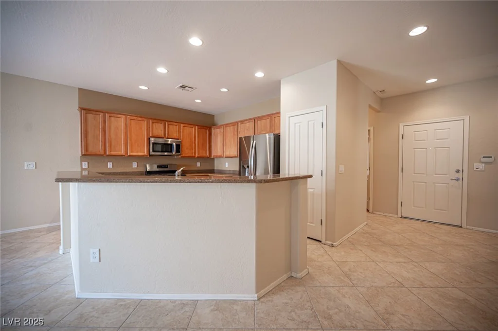 7726 Coast Jay, North Las Vegas, NV 89084