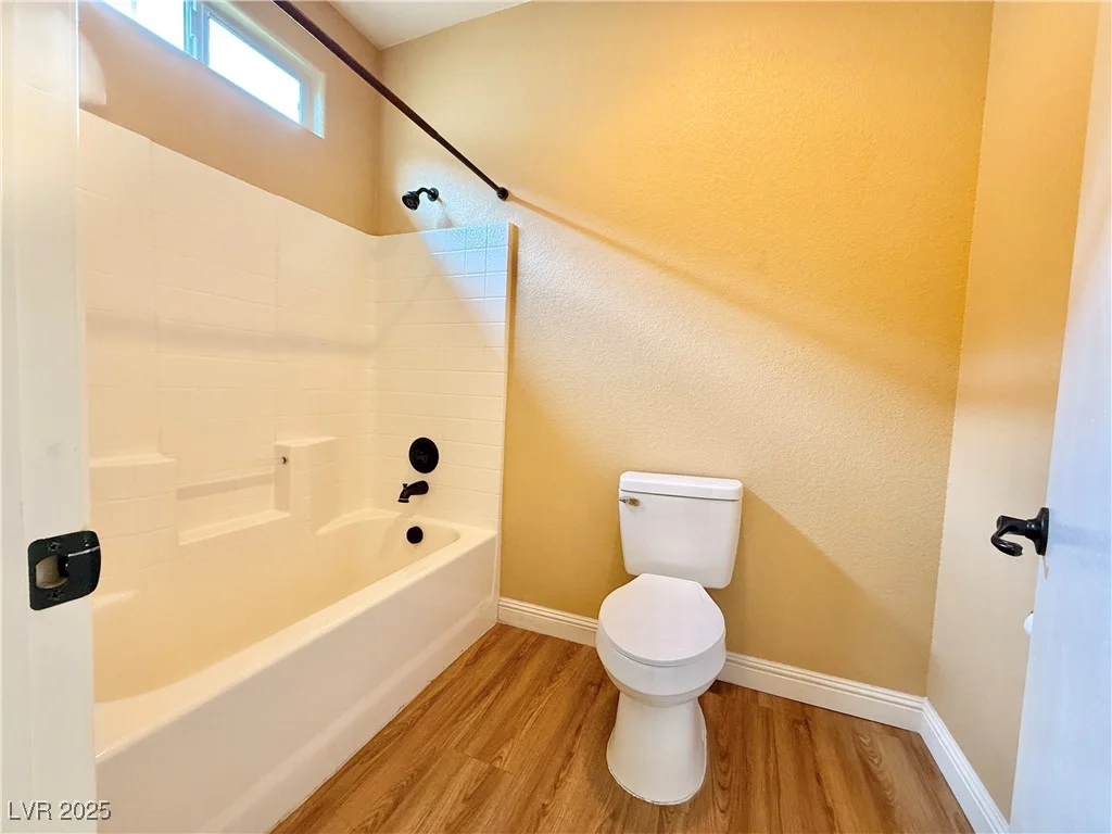 8477 Orly, Las Vegas, NV 89143