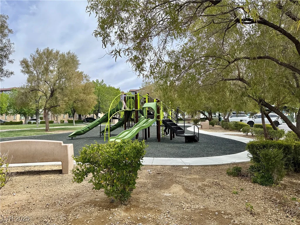 8477 Orly, Las Vegas, NV 89143