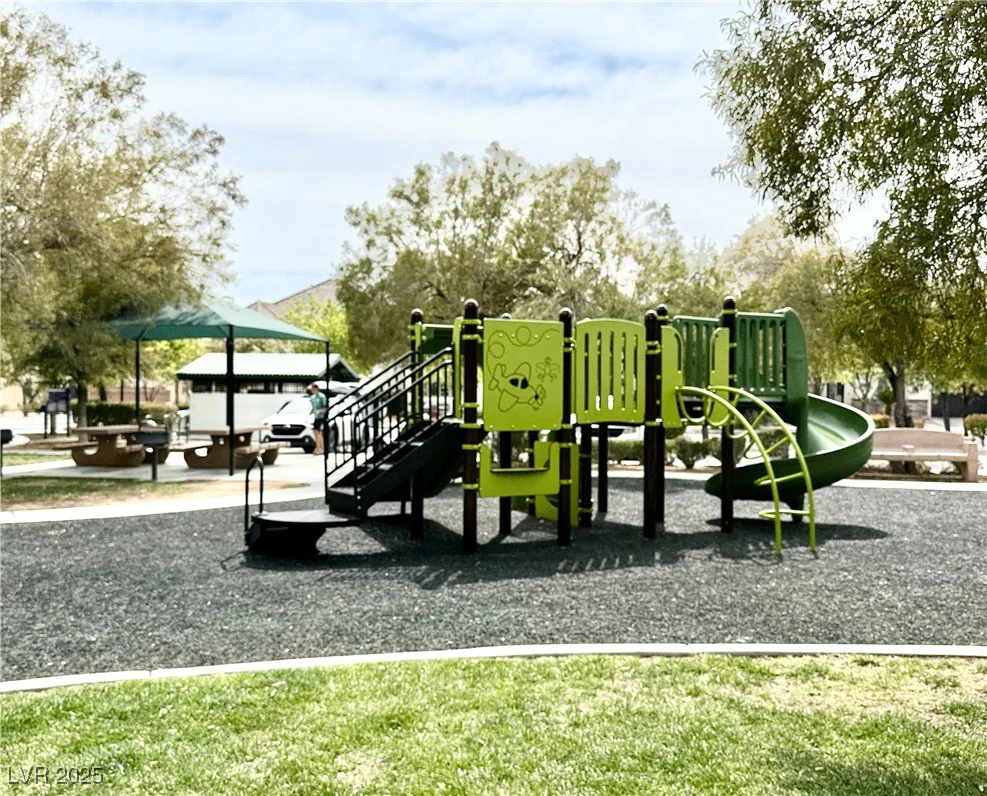8477 Orly, Las Vegas, NV 89143