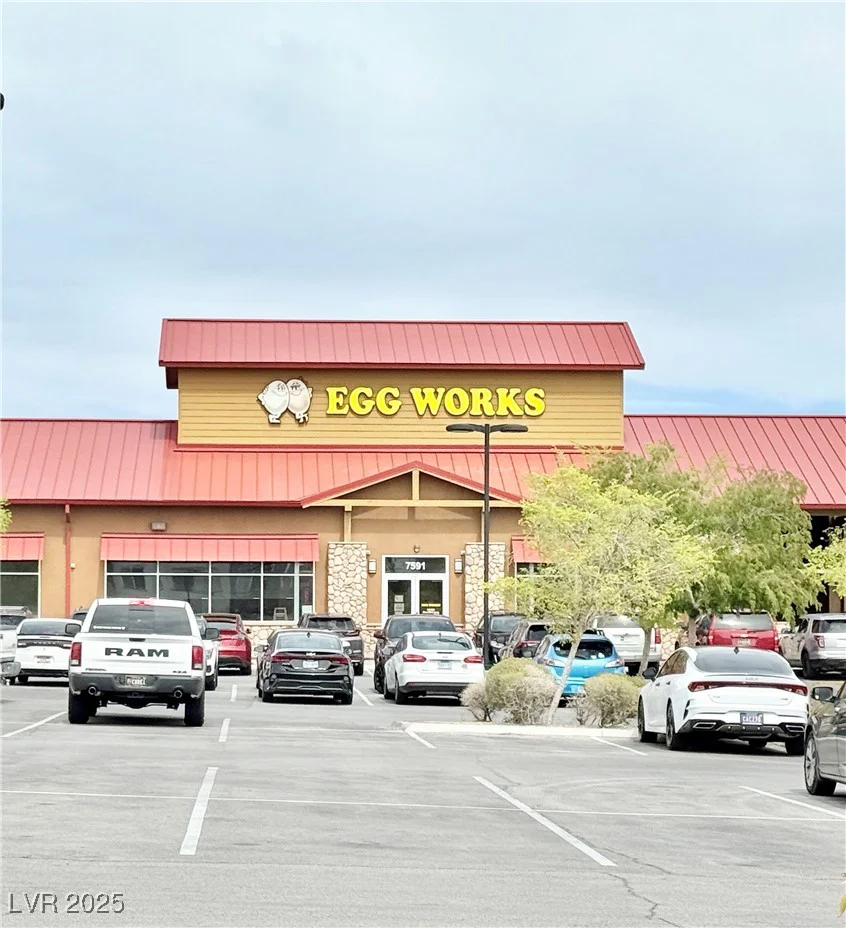 8477 Orly, Las Vegas, NV 89143