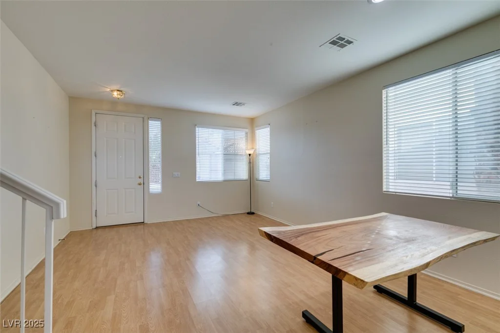 832 Clear Diamond, Las Vegas, NV 89123