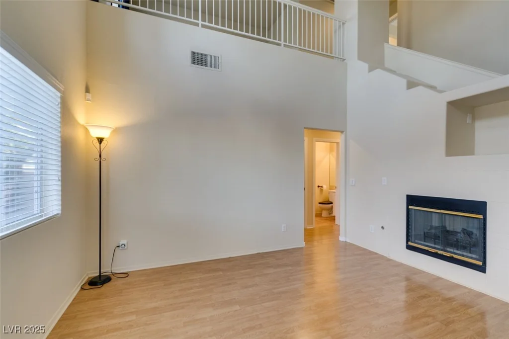 832 Clear Diamond, Las Vegas, NV 89123
