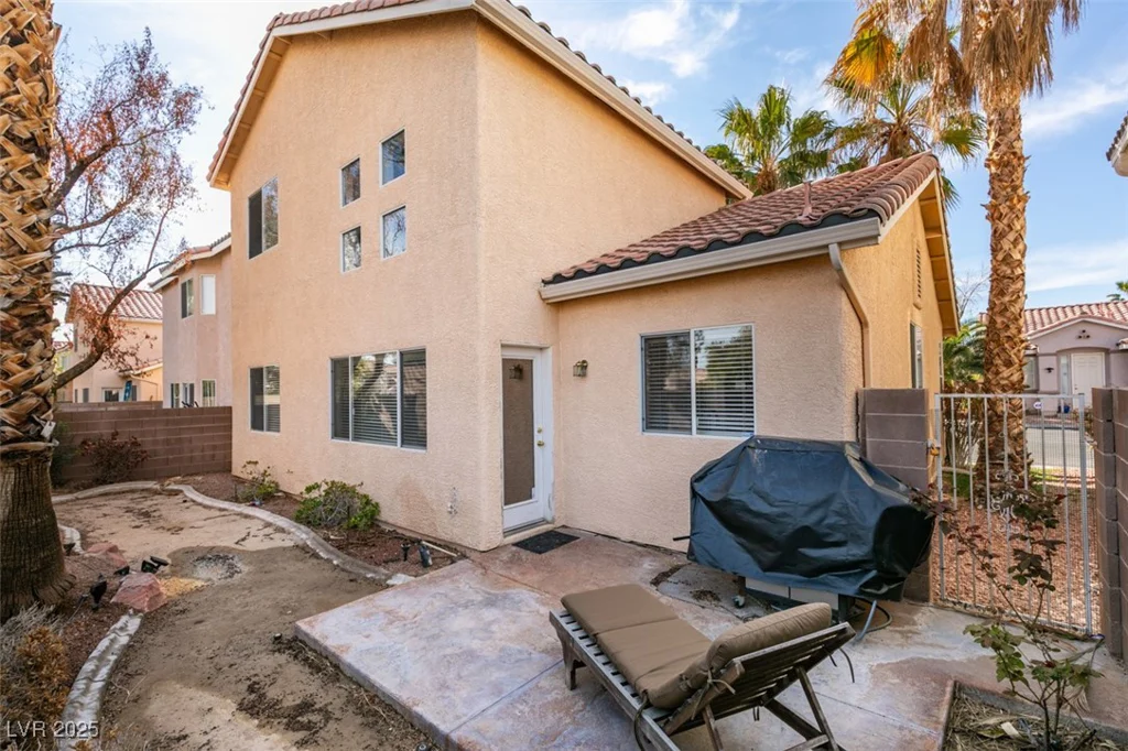 832 Clear Diamond, Las Vegas, NV 89123