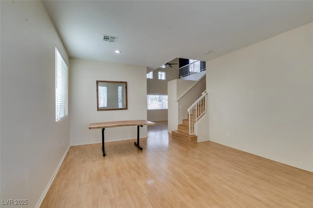 832 Clear Diamond, Las Vegas, NV 89123