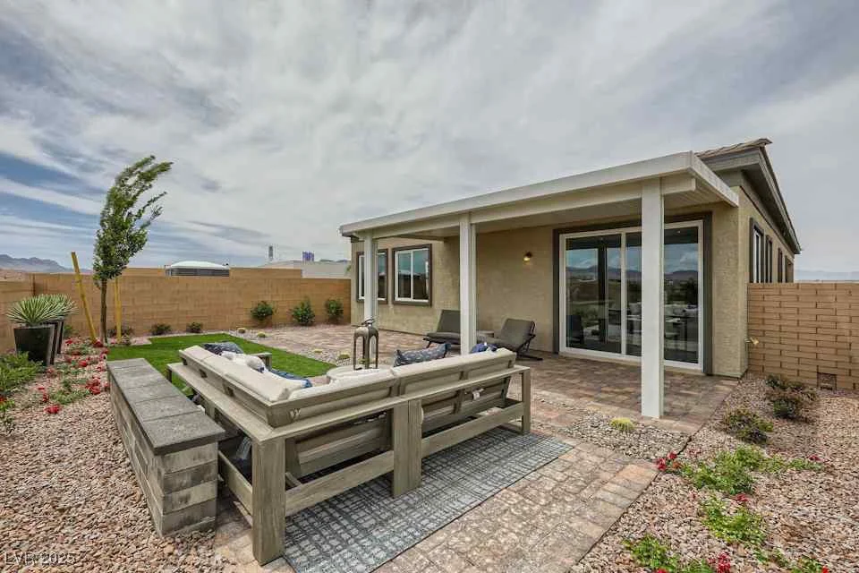 824 Weston Ridge, Henderson, NV 89011