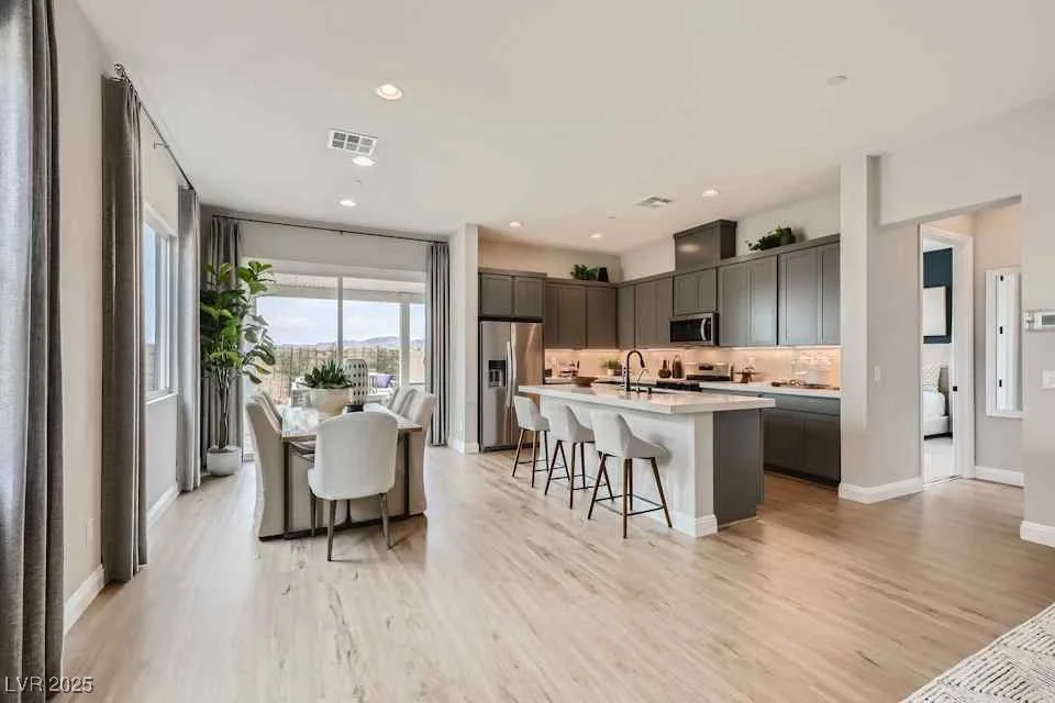 824 Weston Ridge, Henderson, NV 89011