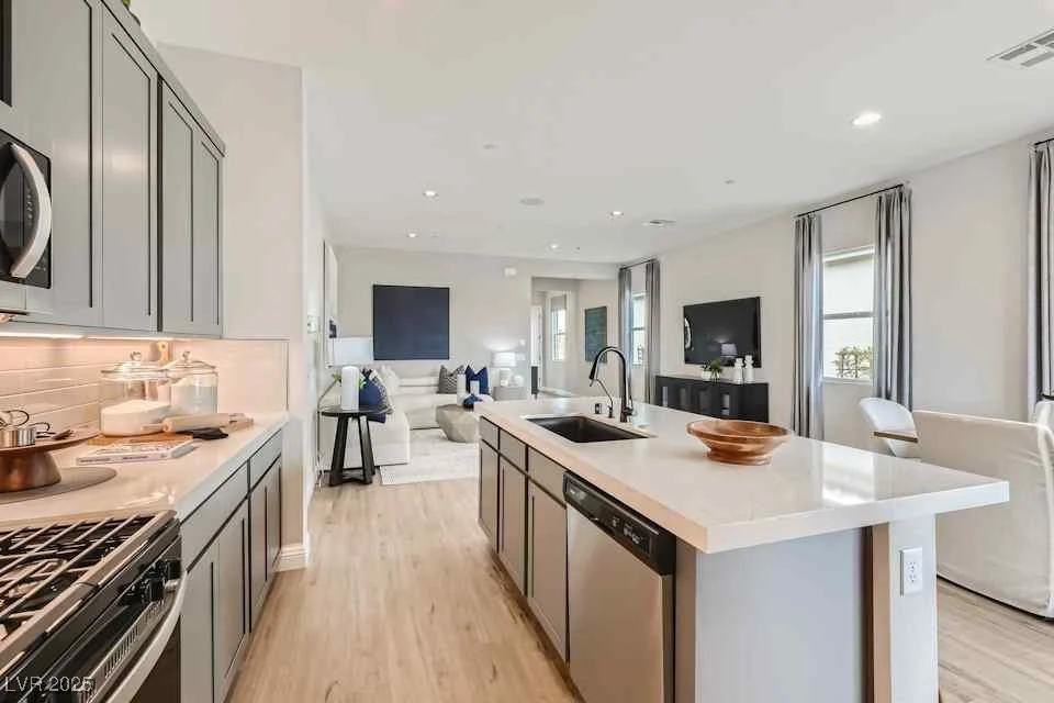 824 Weston Ridge, Henderson, NV 89011