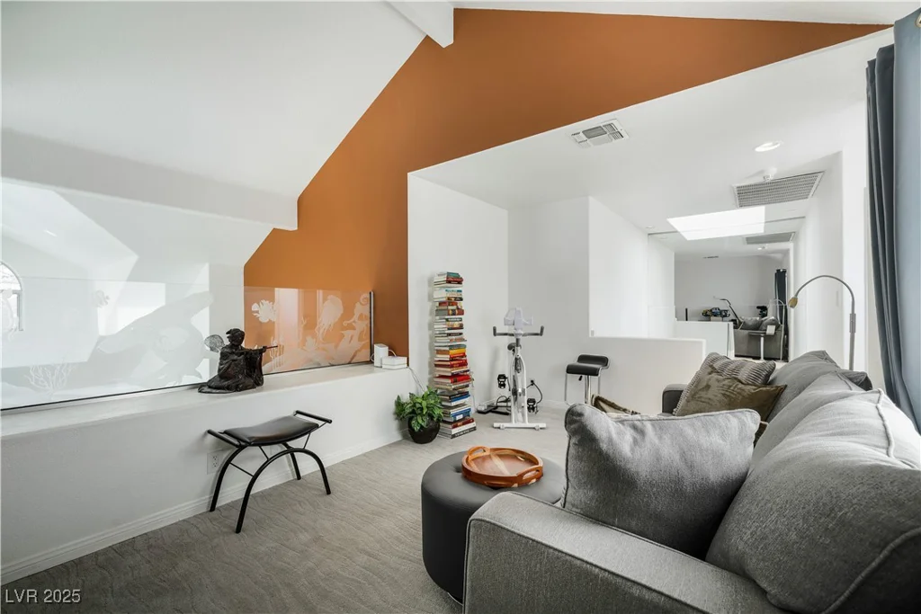 6923 Emerald Springs, Las Vegas, NV 89113