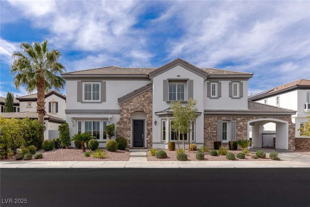 2001 Alcova Ridge, Las Vegas, NV 89135